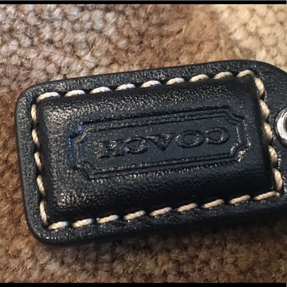 Authentic Vintage black large Coach wristlet - Picture 3 of 8